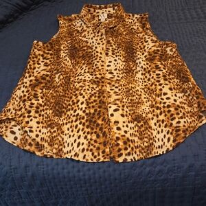 NWOT WORTHINGTON ANIMAL PRINT SLEEVELESS BLOUSE-SIZE MEDIUM